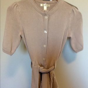 Knit short sleeve top